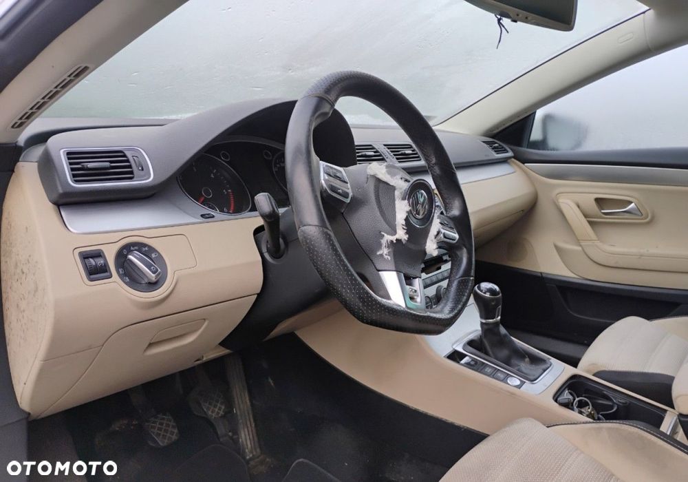 Volkswagen CC - 7