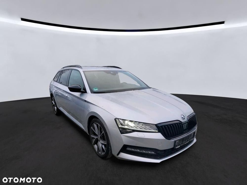 Skoda Superb 2.0 TDI SCR Sportline - 2