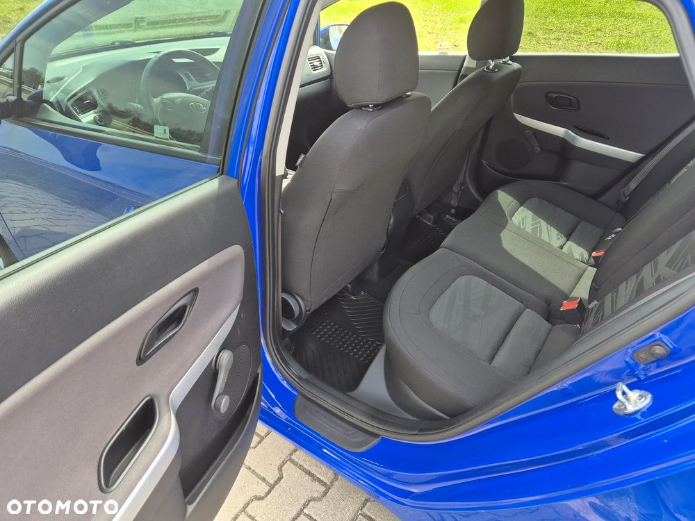 Kia Ceed 1.4 CRDi 90 Spirit - 11