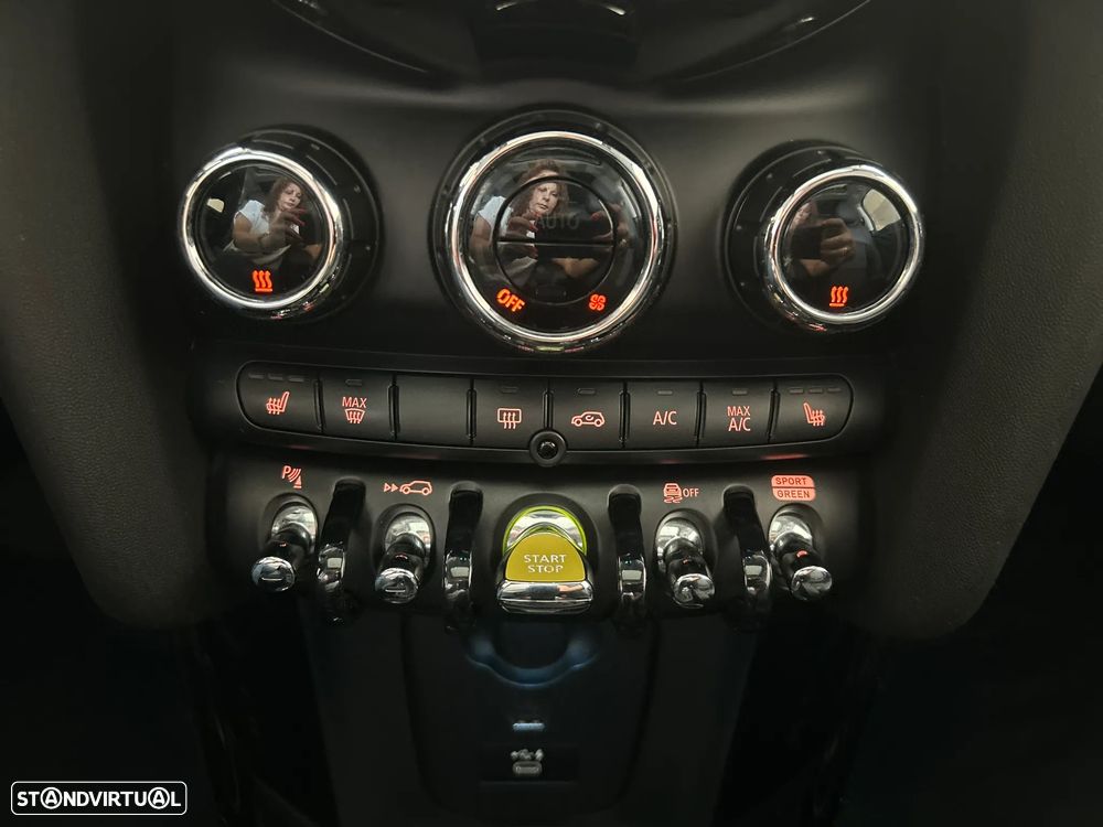 MINI 3 Portas Cooper SE S - 24