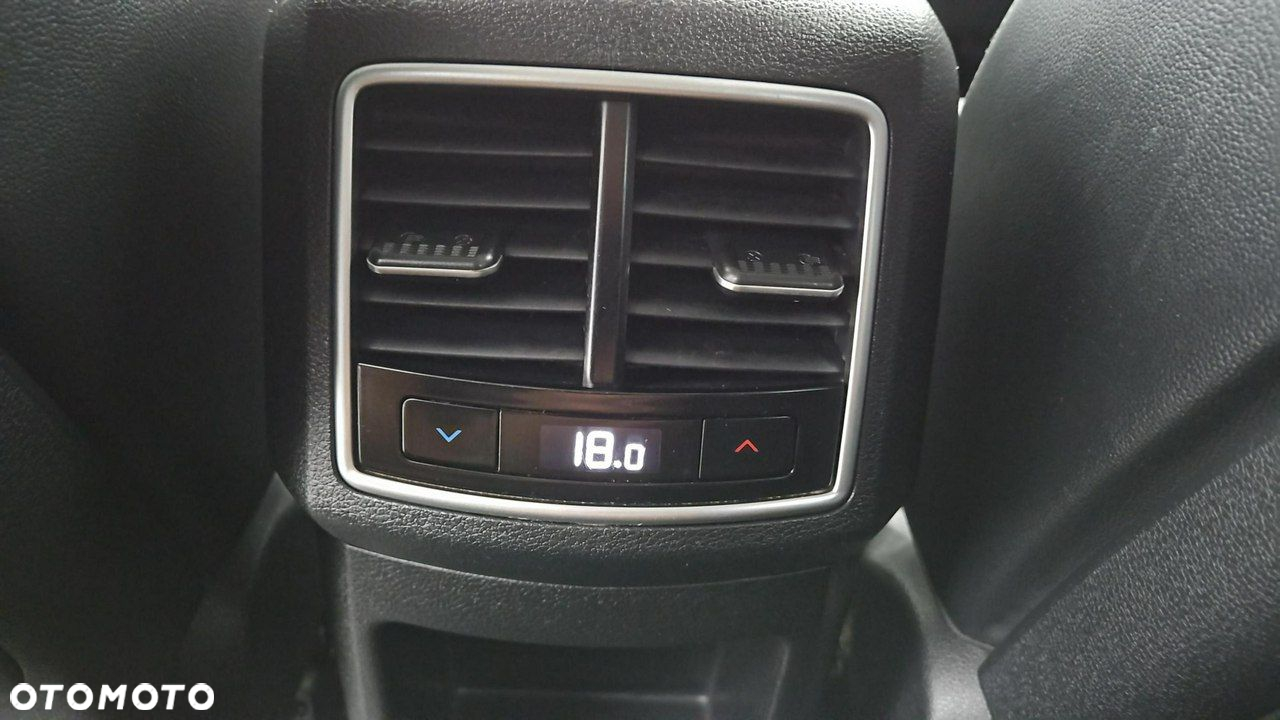 Kia Sportage 1.6 T-GDI MHEV Business Line 2WD DCT - 24