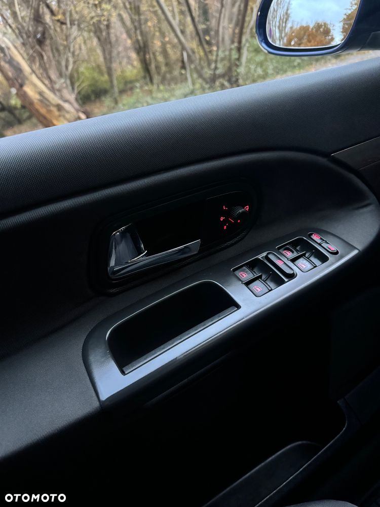 Volkswagen Sharan 1.9 TDI Special - 6