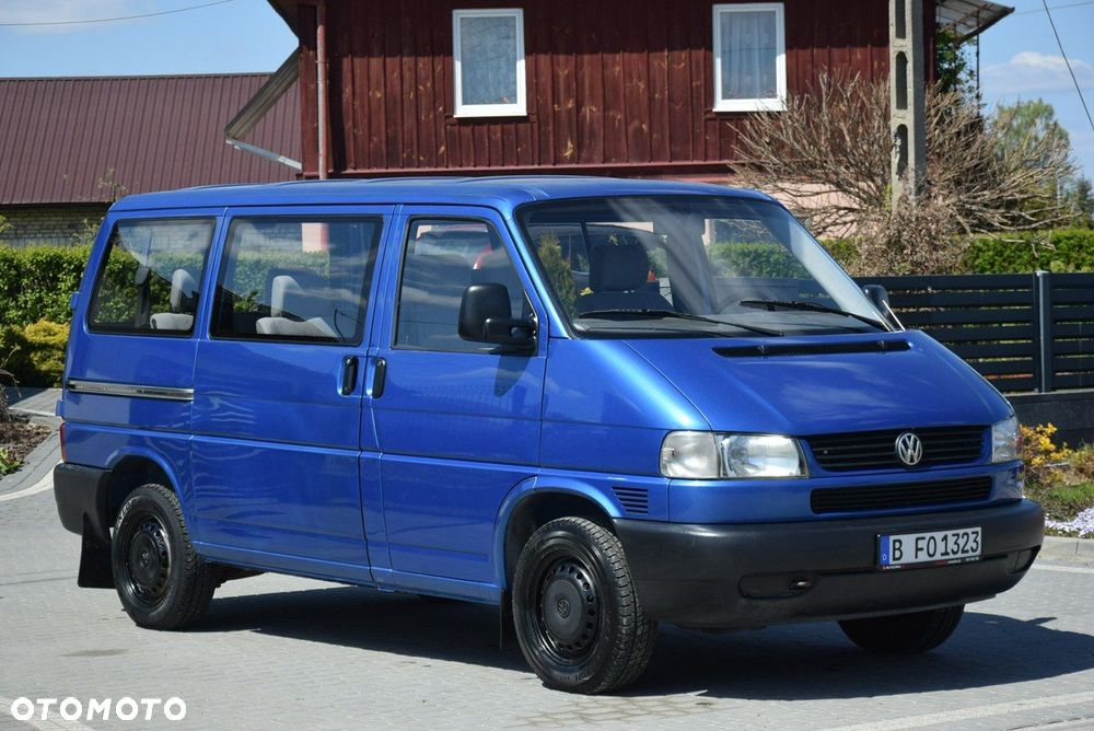 Volkswagen Transporter - 1