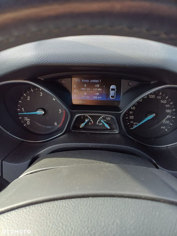 Ford Focus - 6