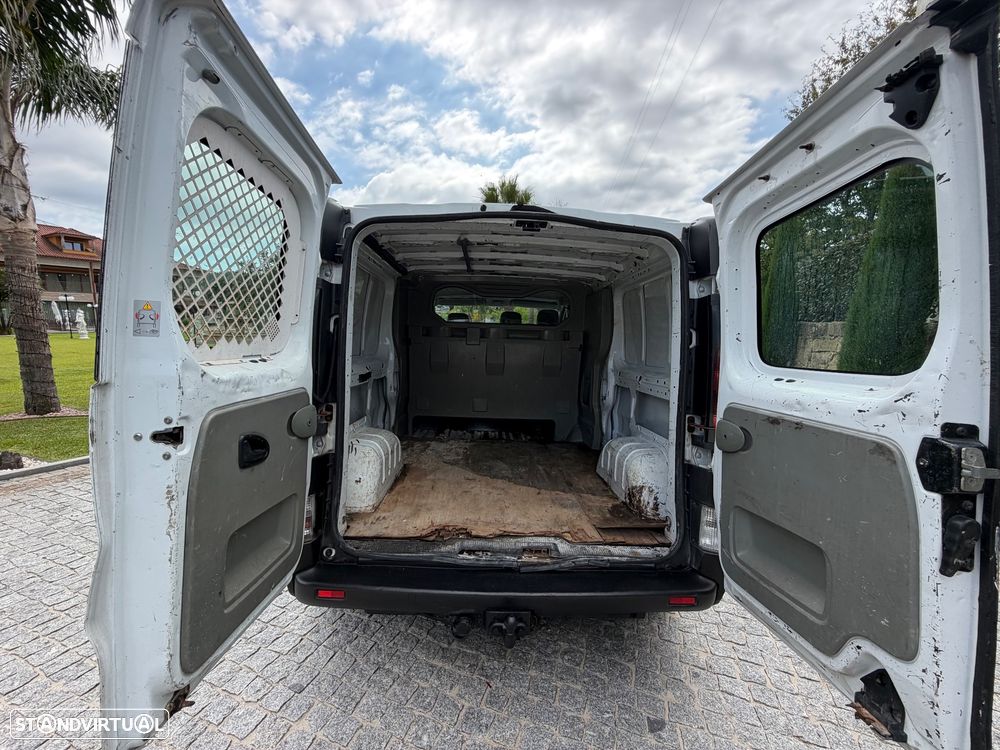 Opel Vivaro 1.9 DTi L2 H1 - 9