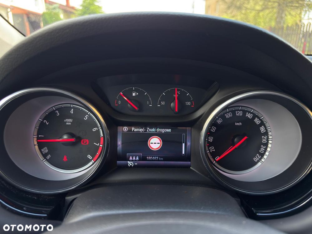 Opel Astra 1.6 Turbo Start/Stop Ultimate - 29