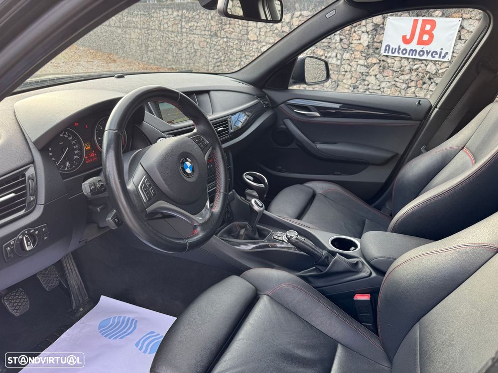 BMW X1 18 d sDrive Line Sport - 8