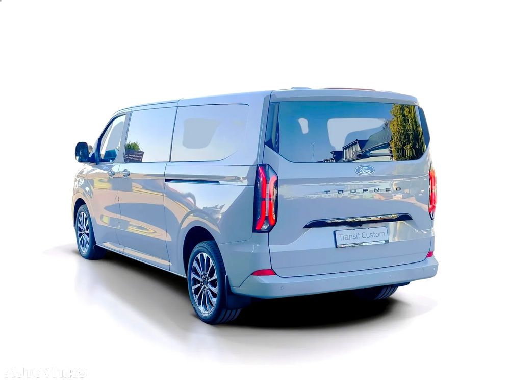 Ford Tourneo Custom - 3