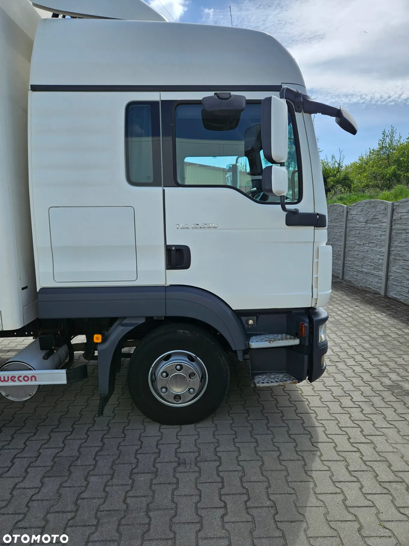 MAN TGL 12.220 - 3