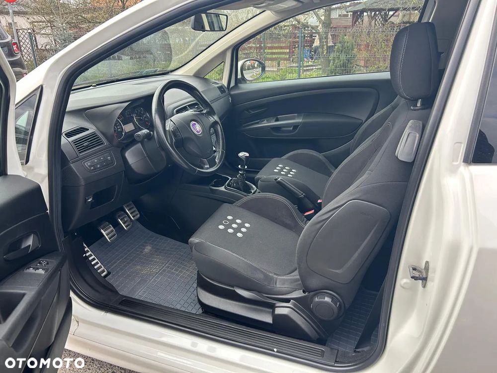 Fiat Punto - 5
