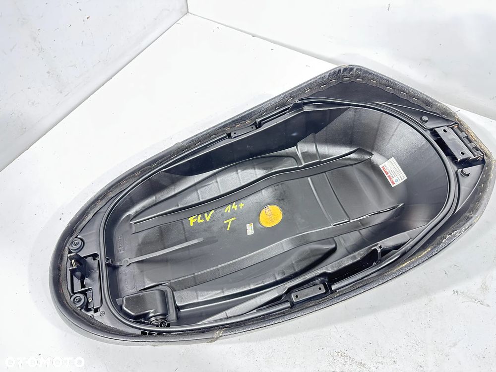 Siedzenie fotel kanapa Piaggio Fly 50 - 7