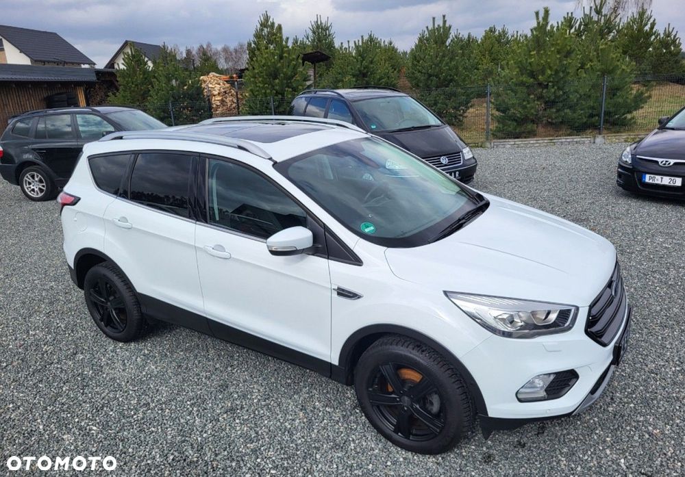 Ford Kuga - 21