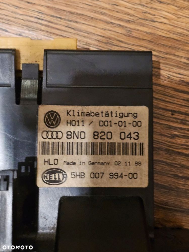 PANEL PRZEŁĄCZNIK KLIMATYZACJI AUDI TT 8N 00 EU 8N0820043 - 5