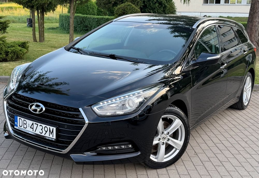Hyundai i40 Kombi 2.0 Automatik Premium - 17