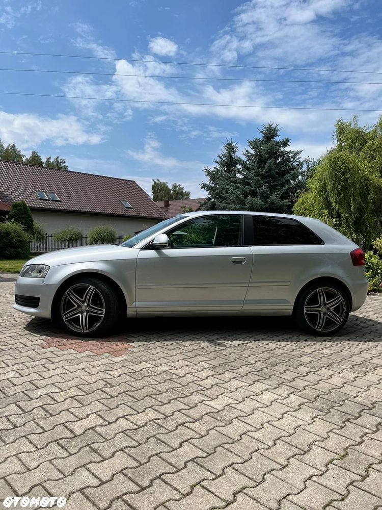 Audi A3 3-drzwiowe 2.0 TDI Ambition - 8