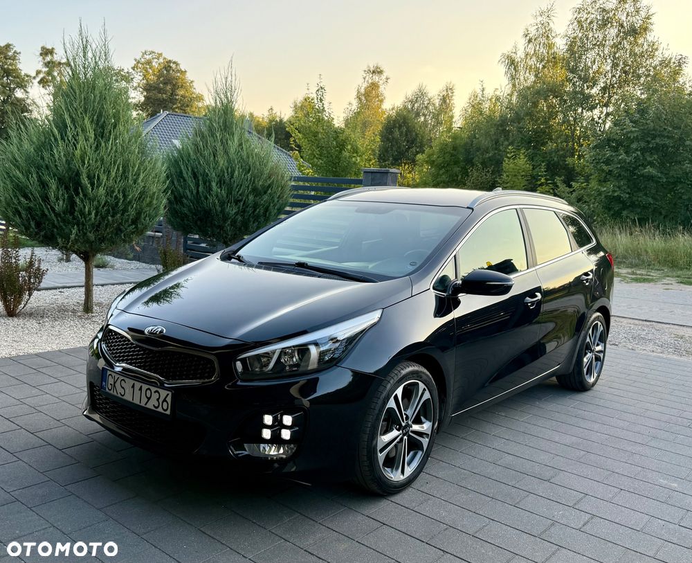 Kia Ceed 1.6 CRDi 136 ISG GT Line - 28