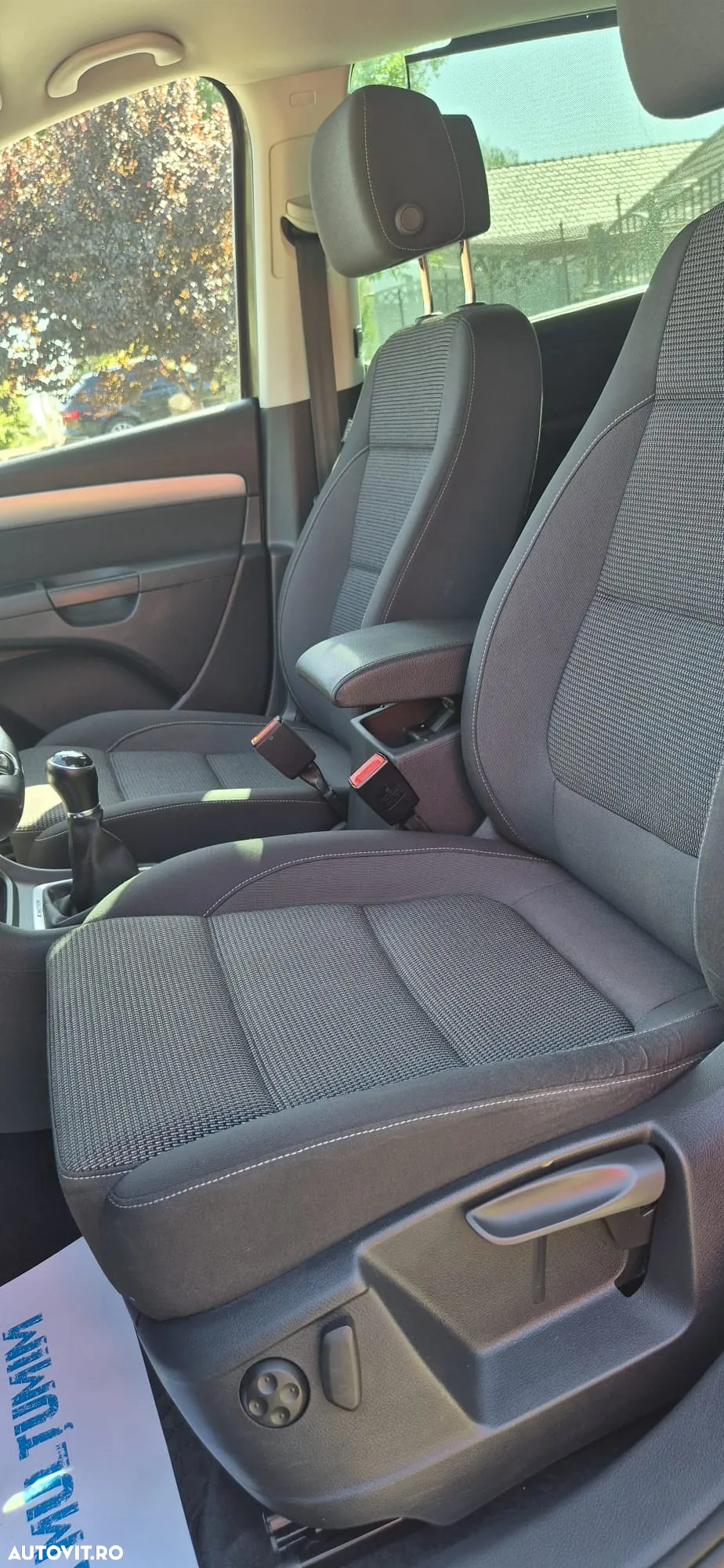 Volkswagen Sharan - 12