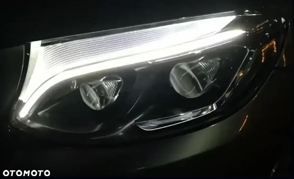 Mercedes-Benz GLC - 23