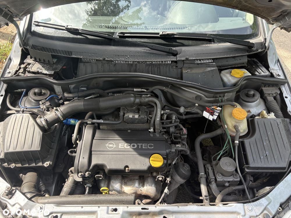 Opel Corsa - 8