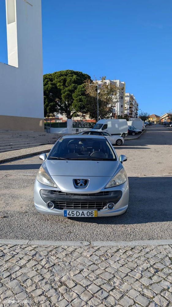 Peugeot 207 1.4 16V Trendy - 5