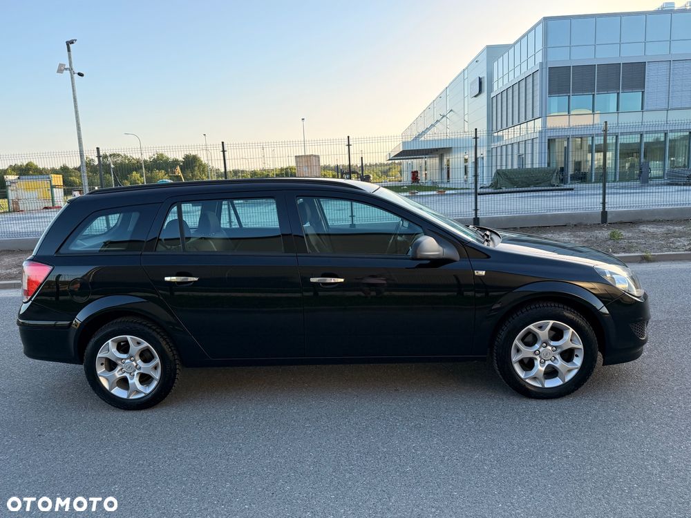 Opel Astra 1.6 Enjoy - 9