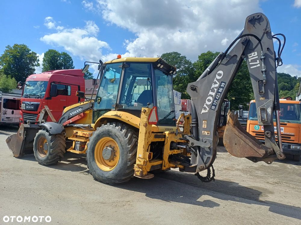 Volvo BL71 - 2