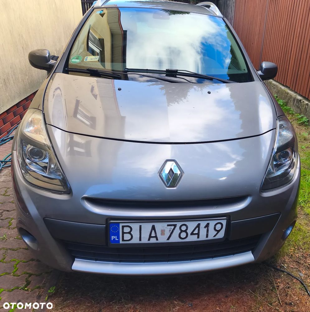 Renault Clio - 1
