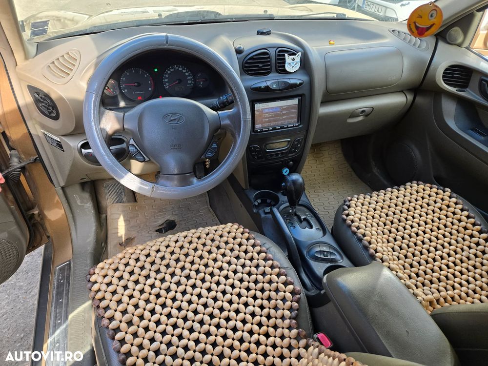 Hyundai Santa Fe 2.7i 4WD Aut - 12