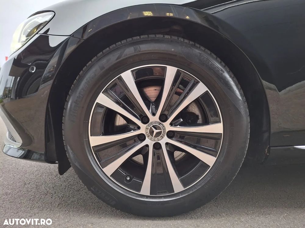 Mercedes-Benz E 200 9G-TRONIC - 26