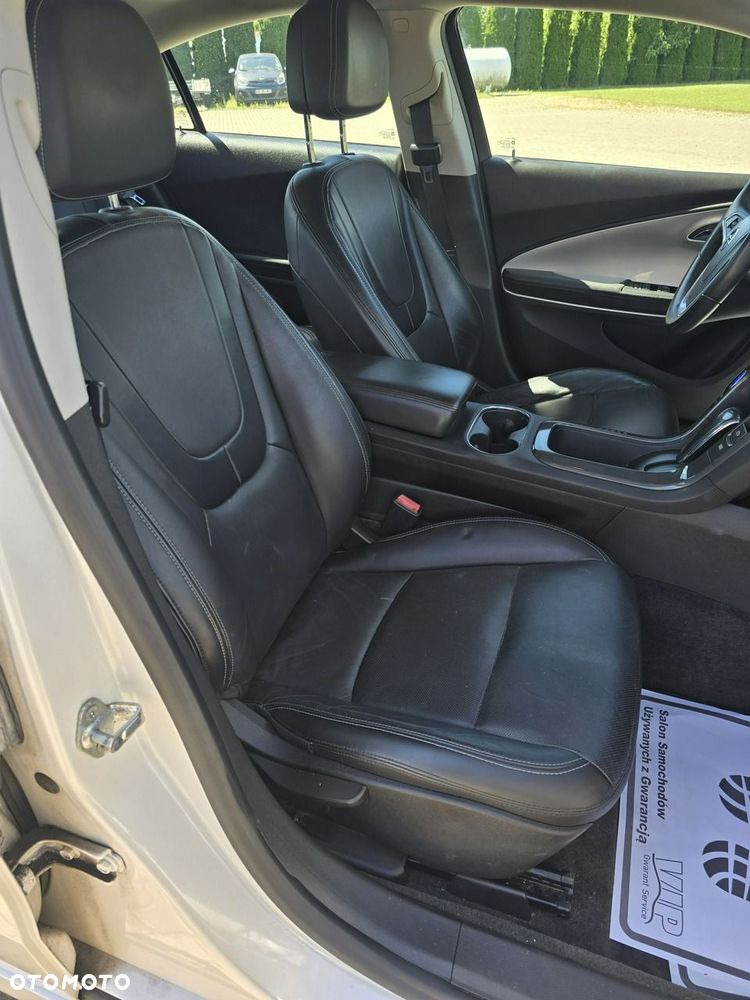 Opel Ampera - 24