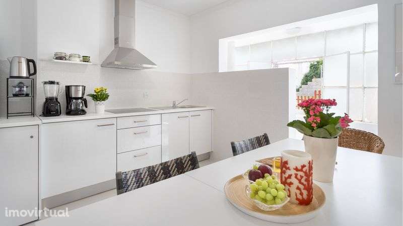 T2 no Cais de Gaia, com vistas incriveis, renovado - Grande imagem: 2/12