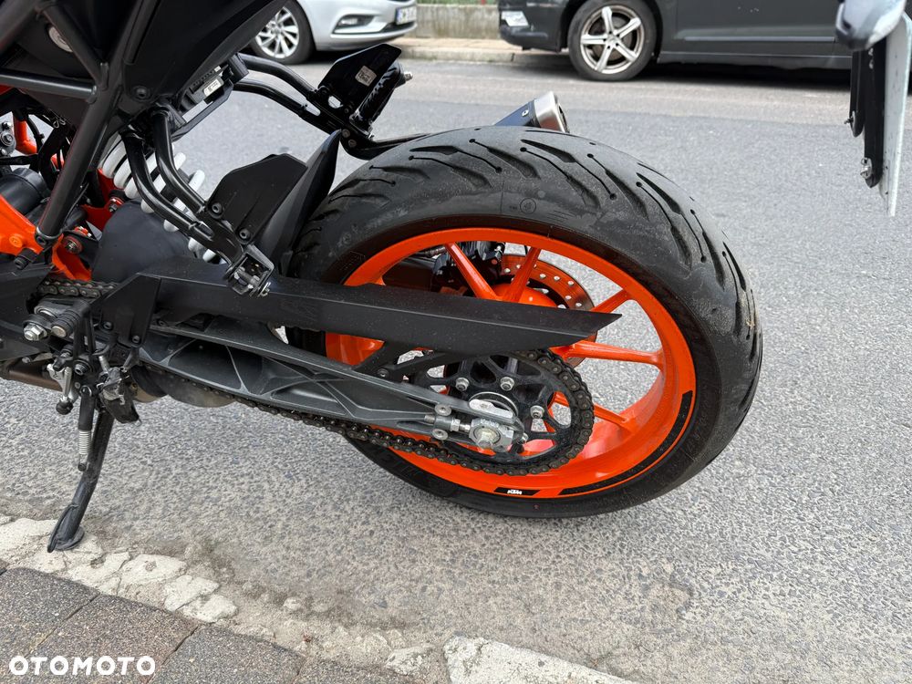 KTM Duke 125 - 16