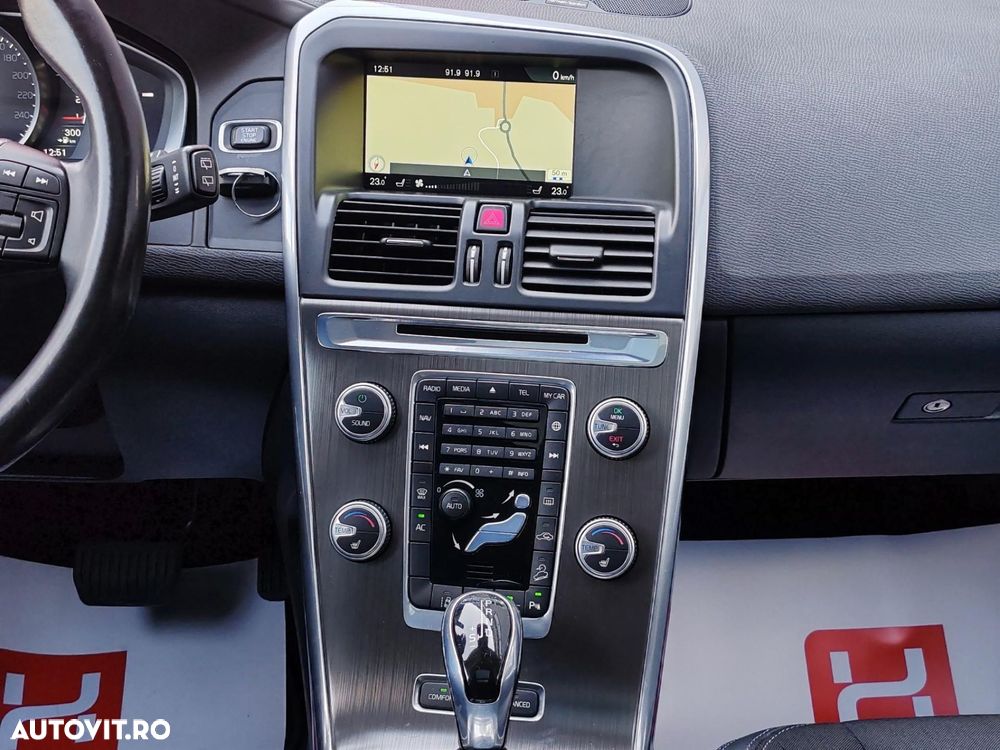 Volvo XC 60 - 27