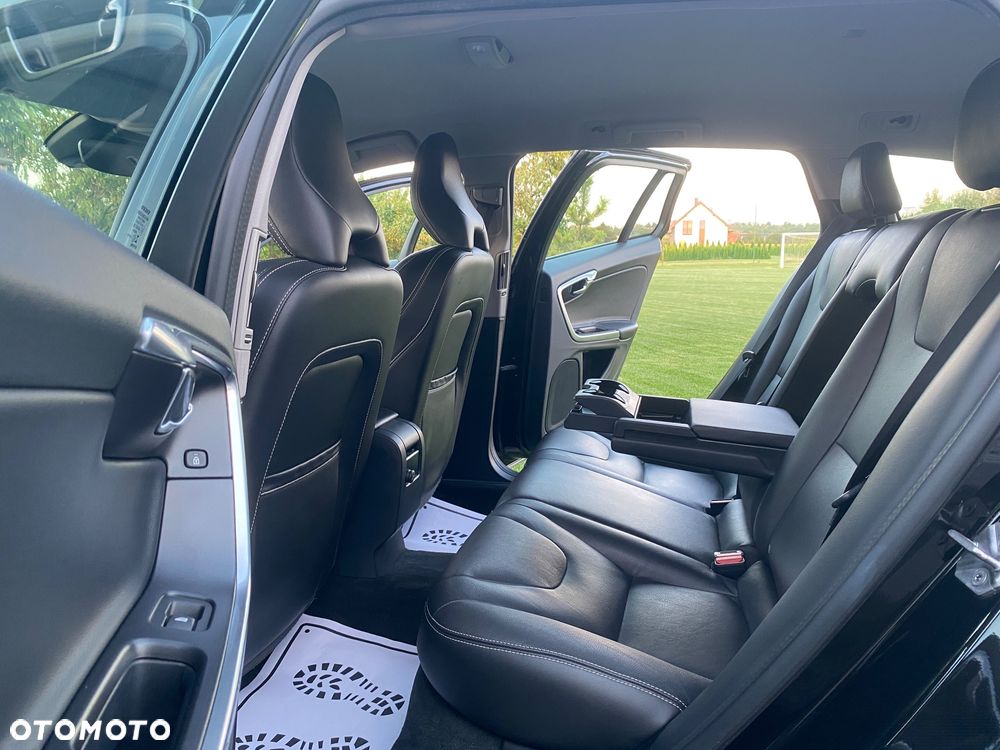 Volvo V60 D3 Drive-E Summum - 8