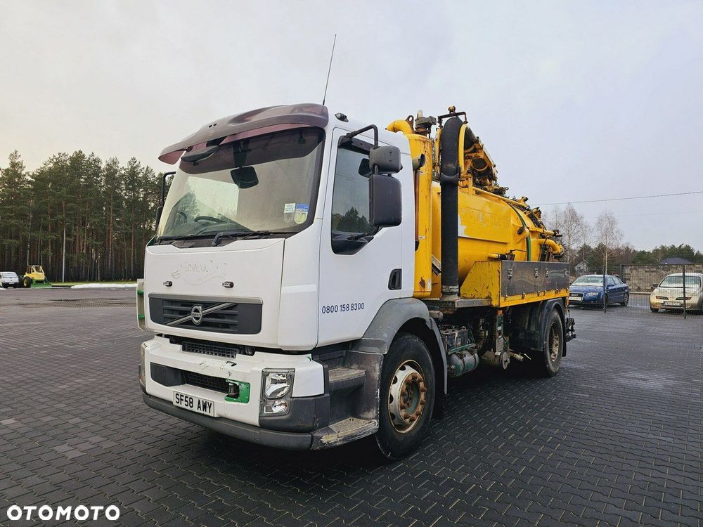 Volvo FULLER TANKERS 2008 WUKO do zbierania odpadów płynnych - 4