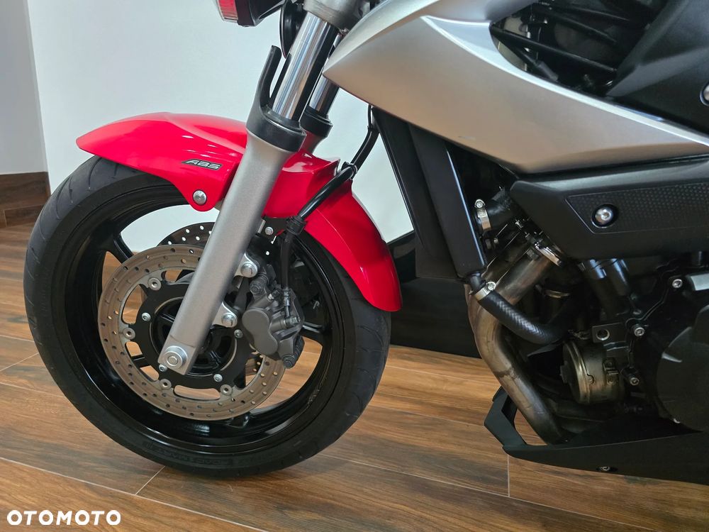 Yamaha XJ - 23
