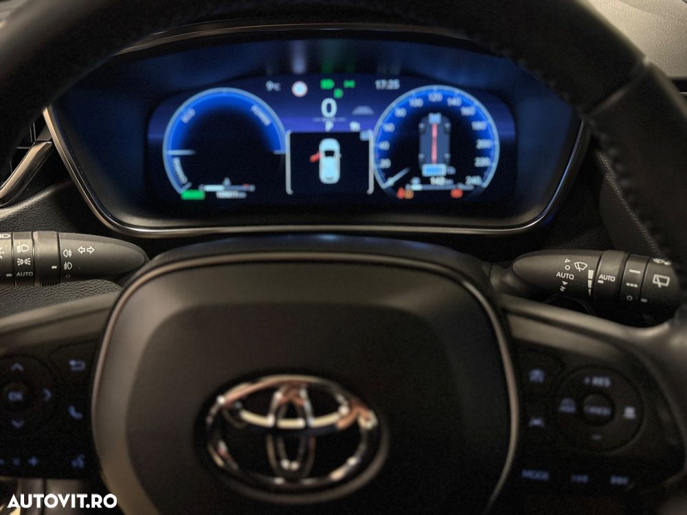 Toyota Corolla 1.8 HSD Dynamic - 17
