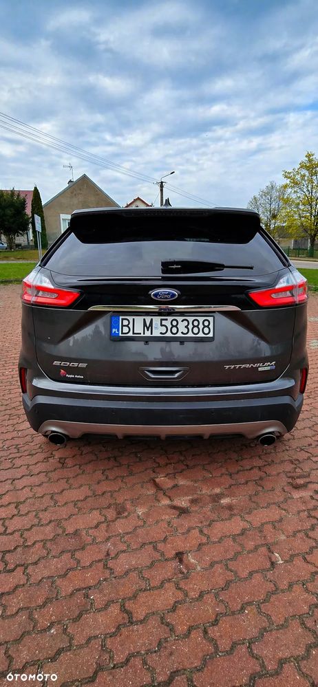 Ford Edge - 8