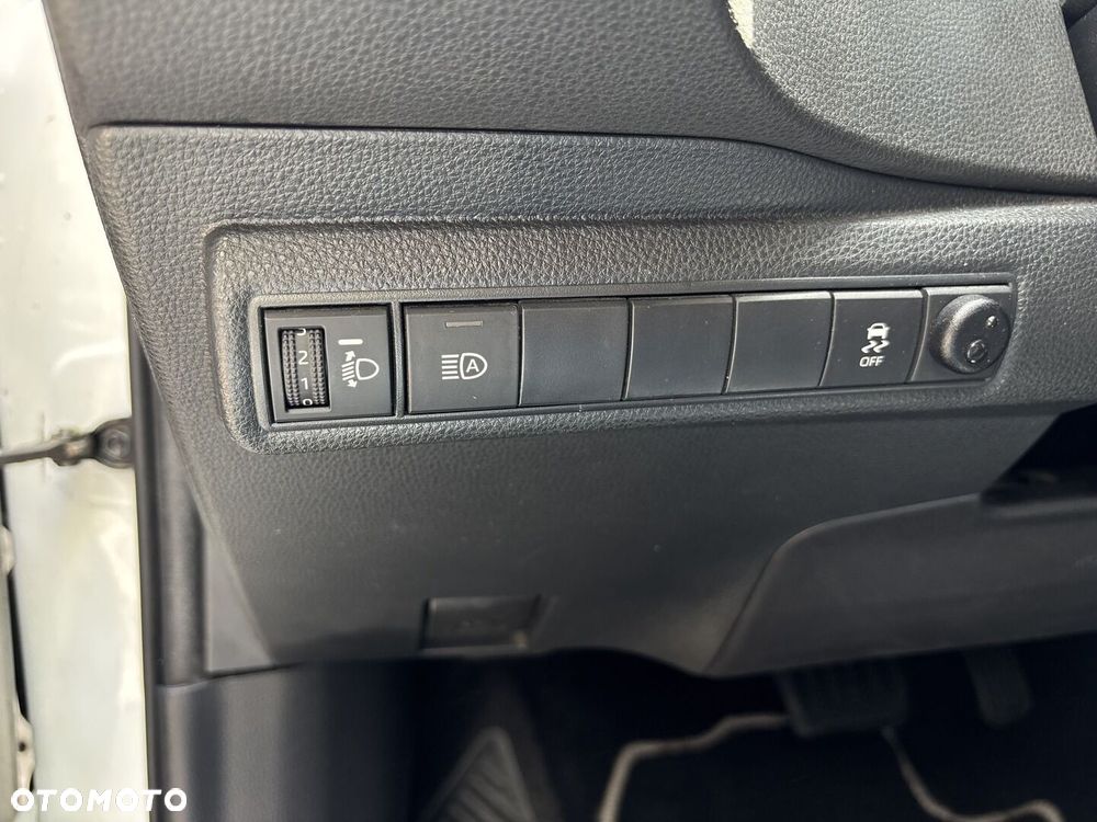 Toyota Corolla 1.8 Hybrid Active - 22