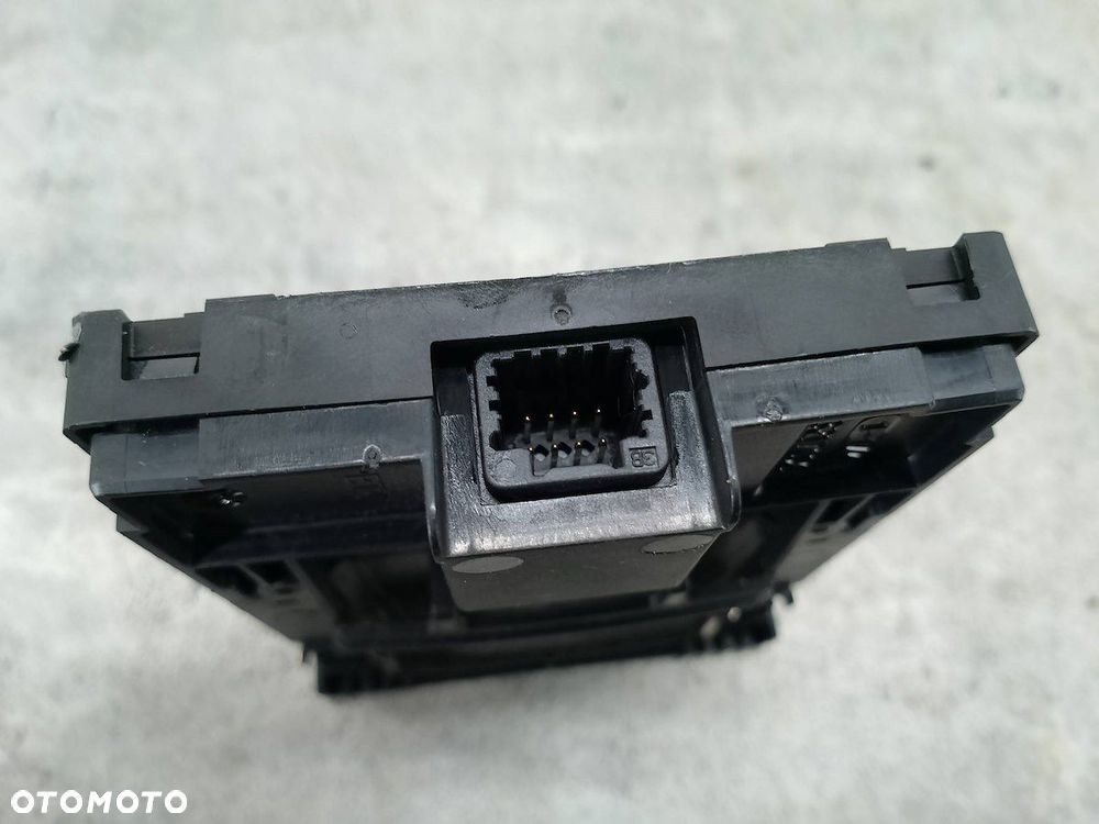 CZYTNIK KART RENAULT KOLEOS I 285F6JY00A  A2C5324760901 2.0 DCI - 4