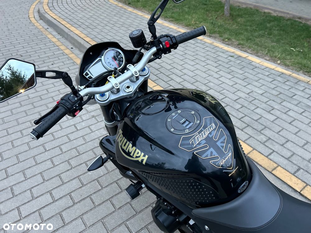 Triumph Street Triple - 24