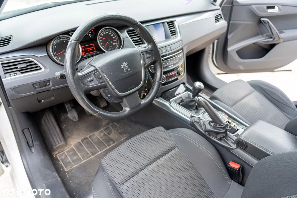 Peugeot 508 1.6 T Allure - 11