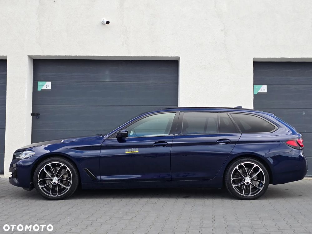 BMW Seria 5 530d mHEV Luxury Line - 9