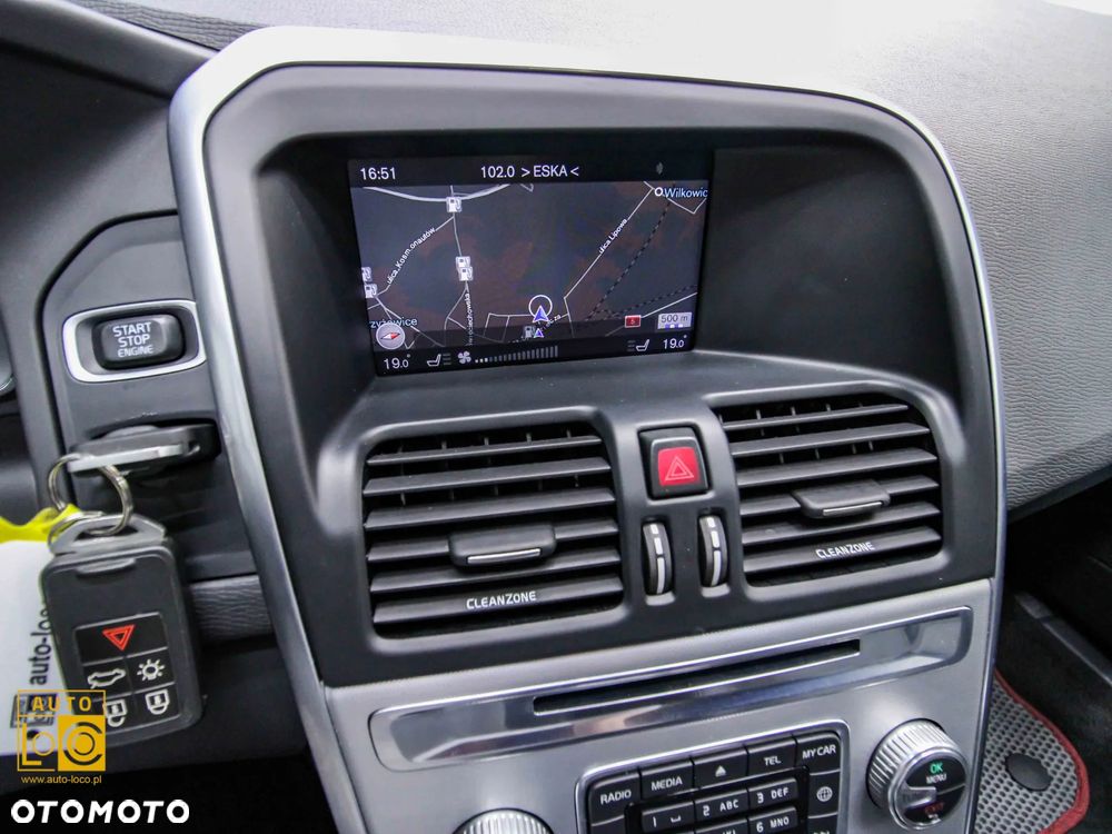 Volvo XC 60 D3 Geartronic Summum - 19