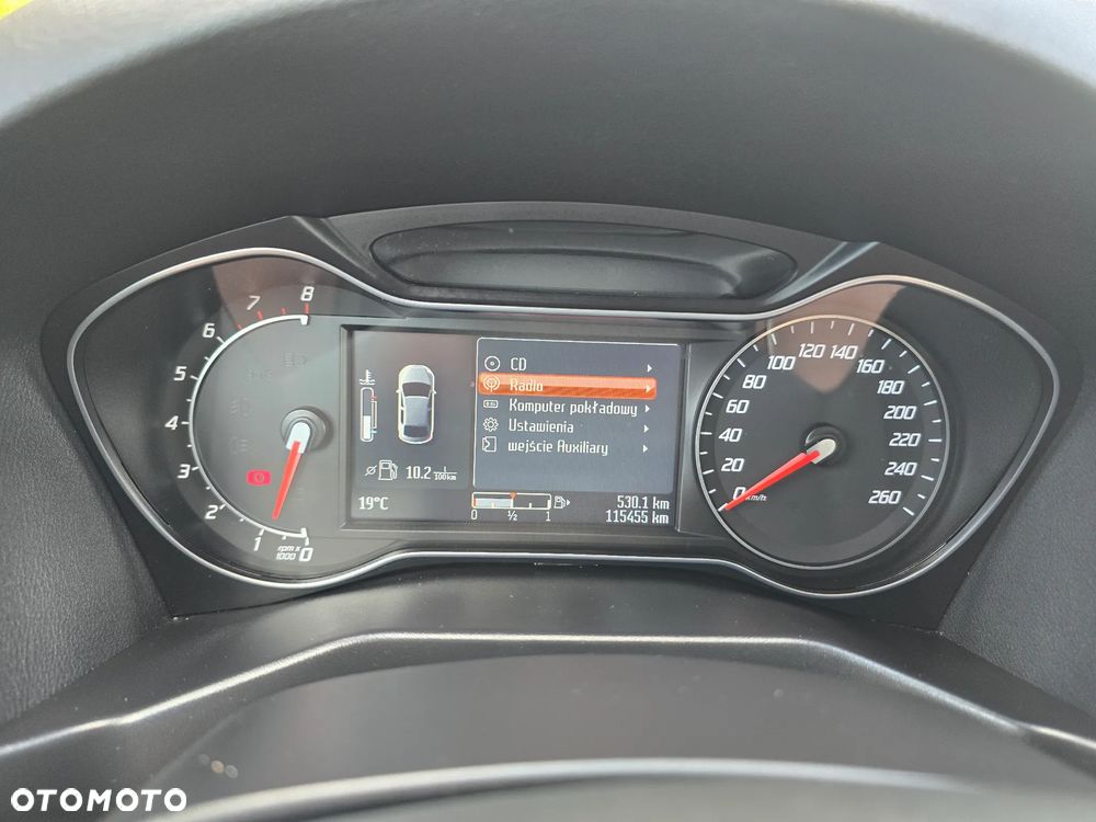 Ford Mondeo 2.0 T Trend - 12