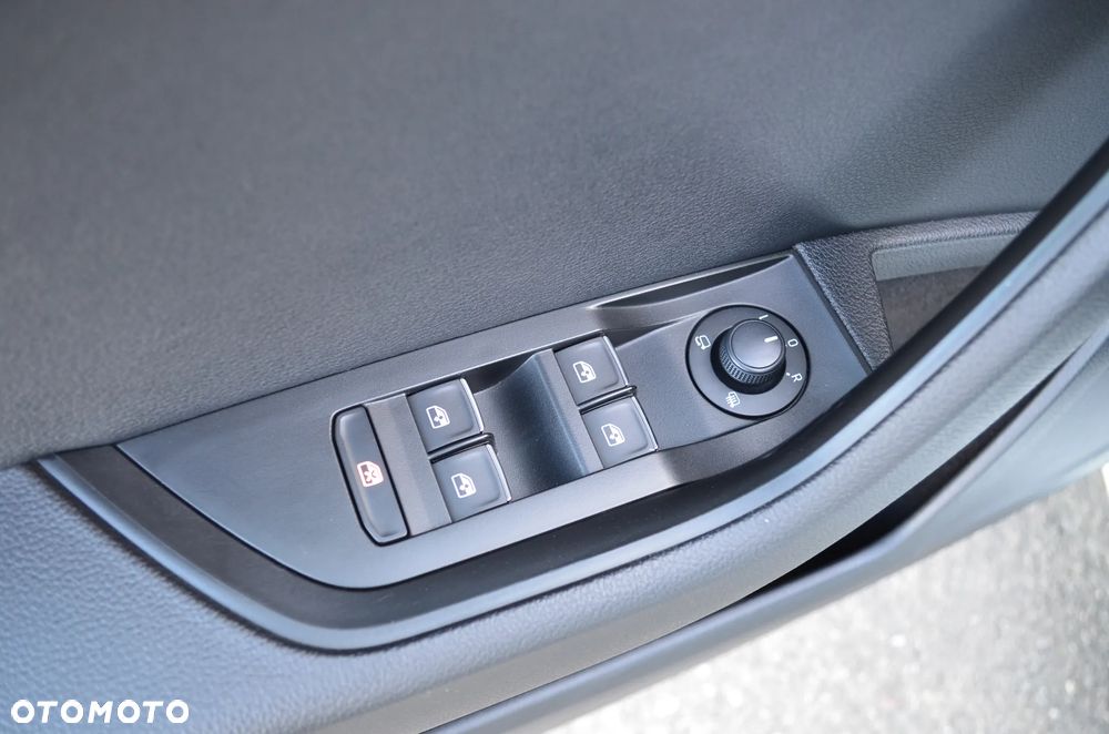 Skoda Superb 2.0 TDI DSG Style - 26