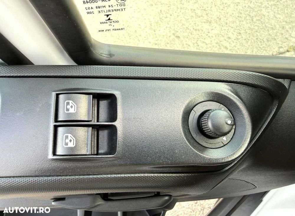 Iveco DAILY CUB CU LIFT - 13
