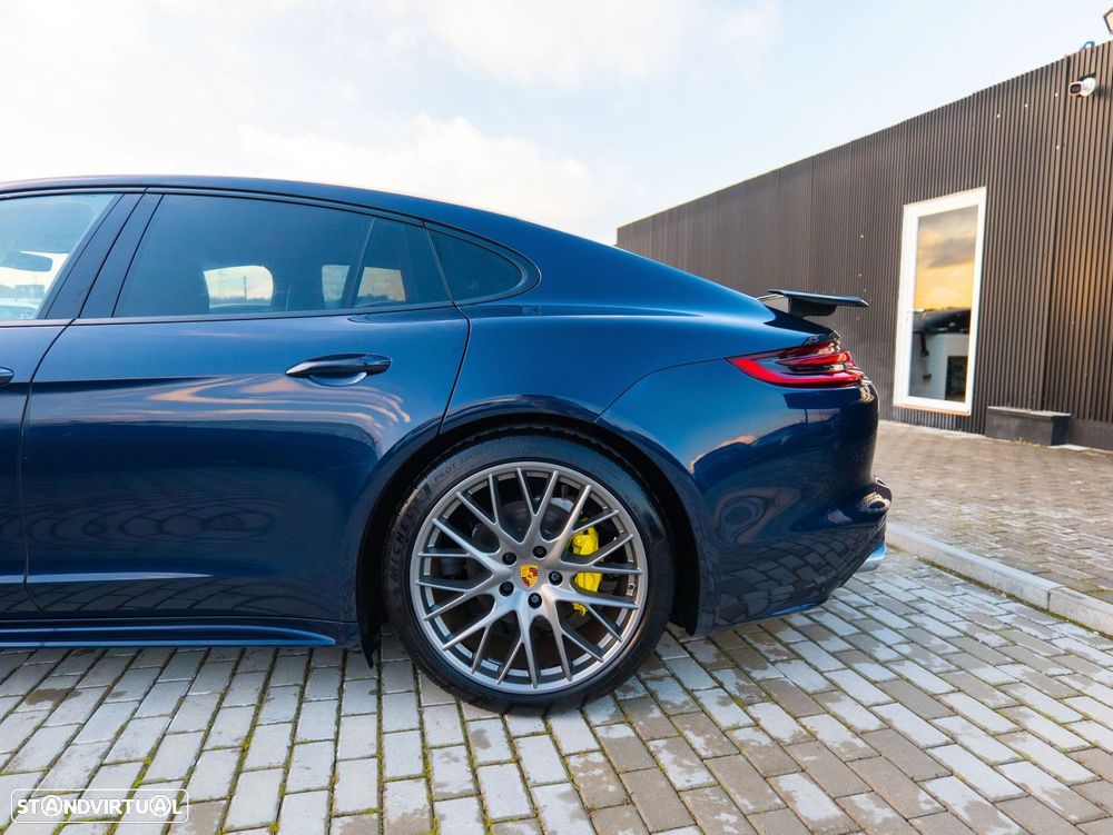Porsche Panamera 4 Executive - 4
