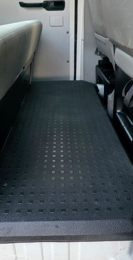 Volkswagen TRANSPORTER face lift 2.0 tdi, 140cp,  186.200 km,           basculabil 3.2t original,  07/2012 (serie 2013).  (factura cu TVA, SEAP , finantare PJ, rate PF - 6