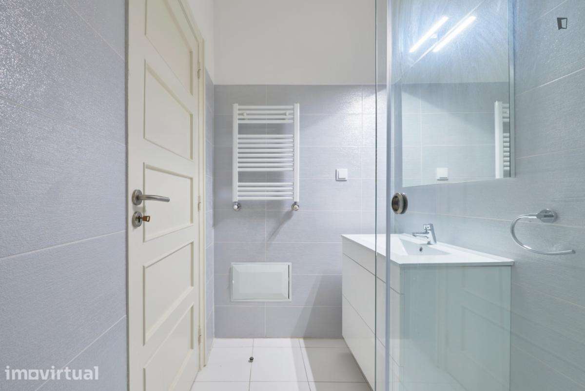 Quarto - localizado em Alvalade Lisbon - Grande imagem: 5/47